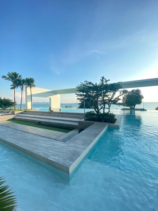 Aeras Jomtien By Cherry Praia de Jomtien Exterior foto