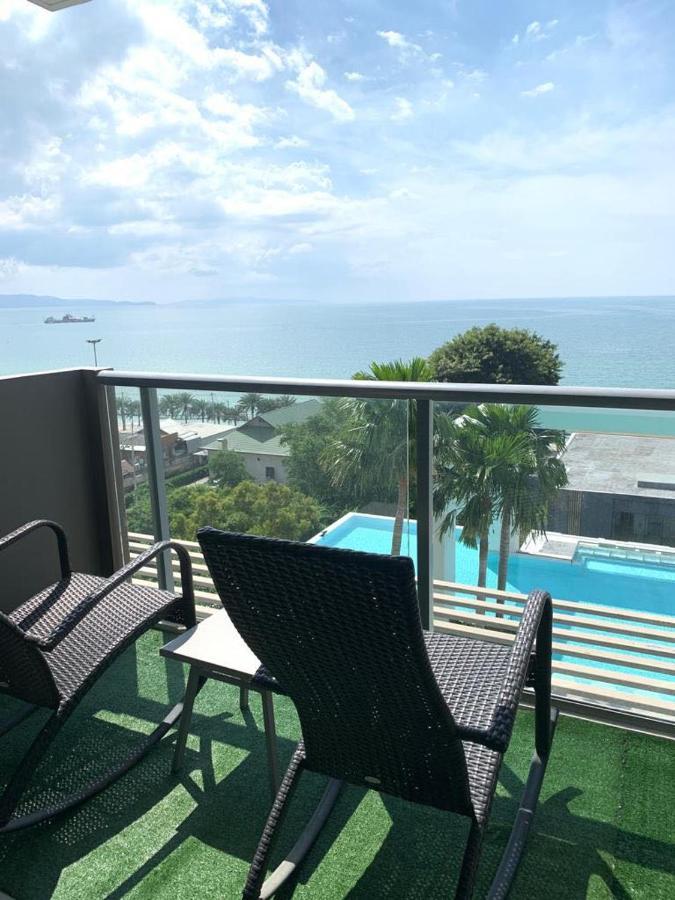 Aeras Jomtien By Cherry Praia de Jomtien Exterior foto